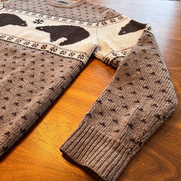 Pendleton Bear Constellation Sweater - Picture 5 of 12
